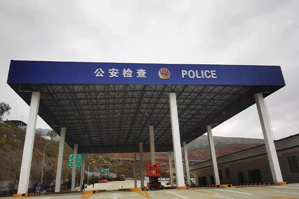 北辰网架结构屋顶